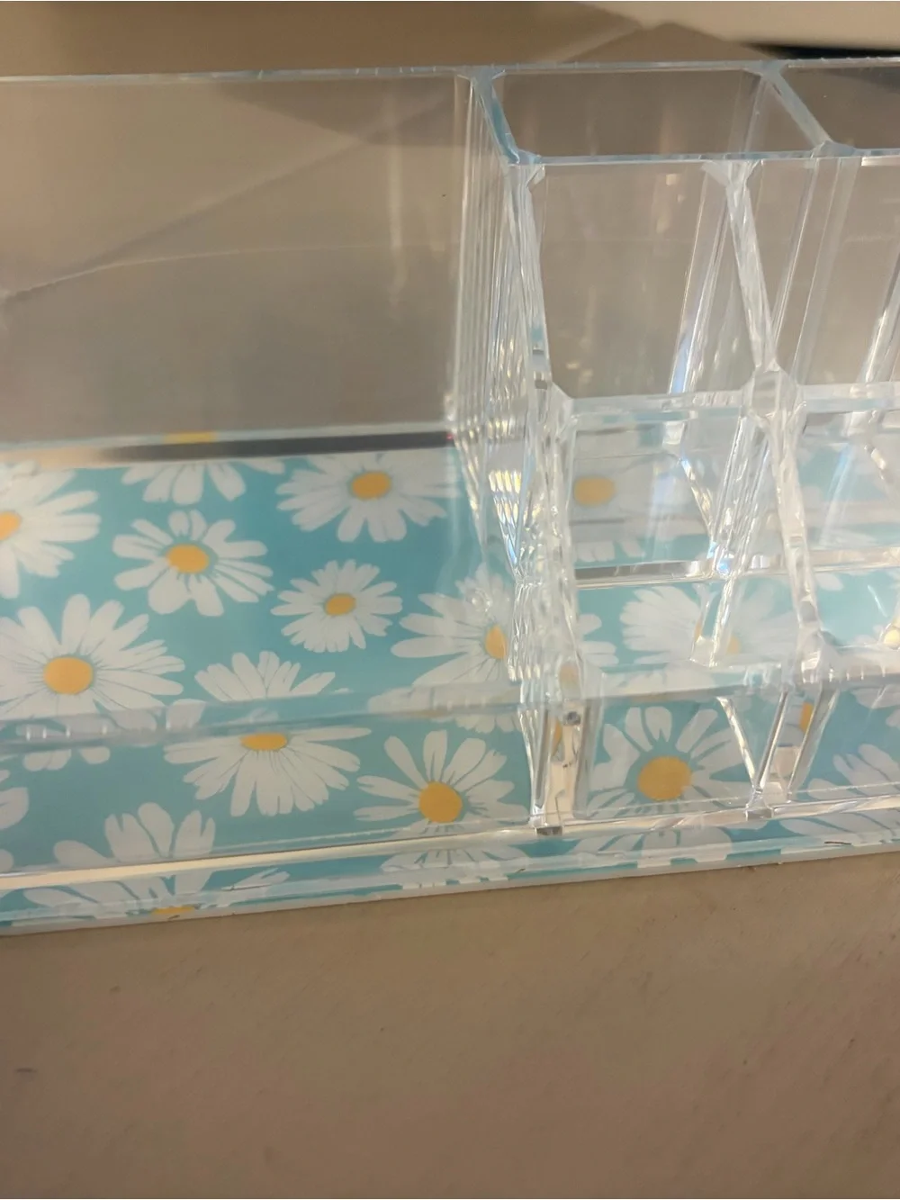 Sorbus Clear Acrylic Makeup Organizer with Daisy Accent